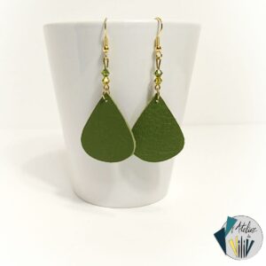 boucles en cuir